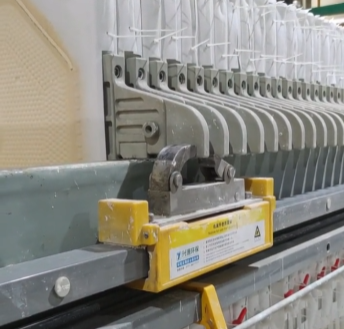 壓濾機(jī)小車(chē)速度慢的解決辦法