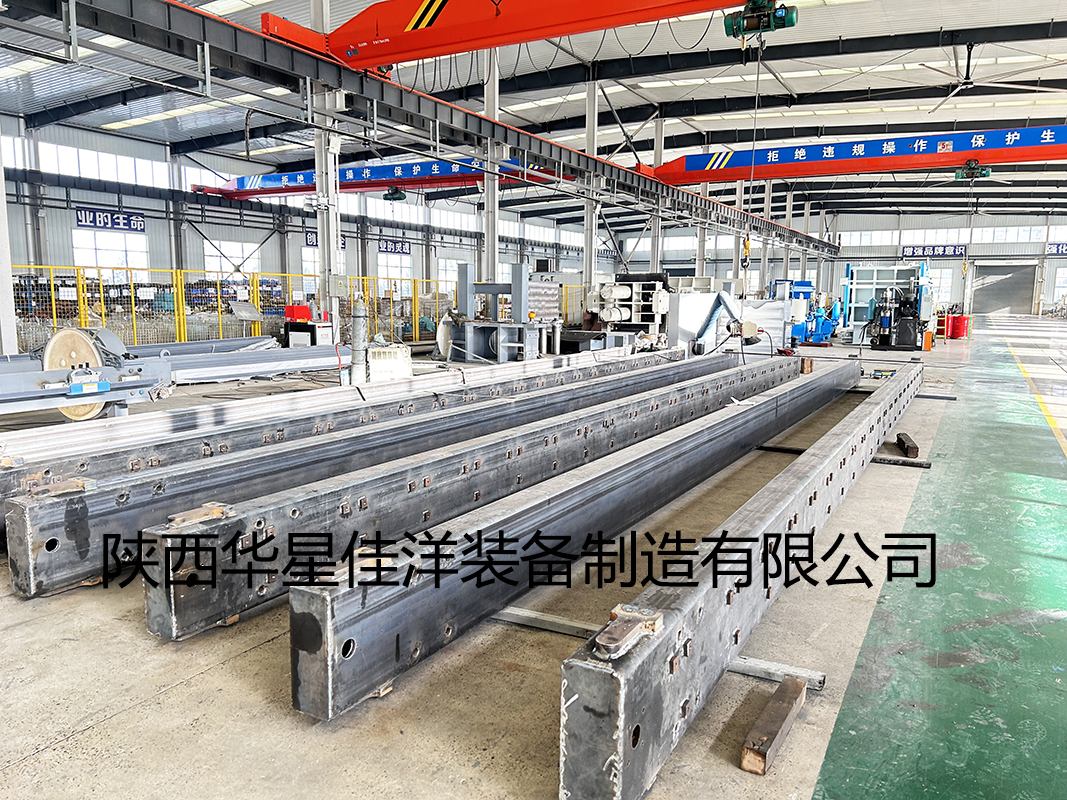 13米長(zhǎng)壓濾機(jī)大梁