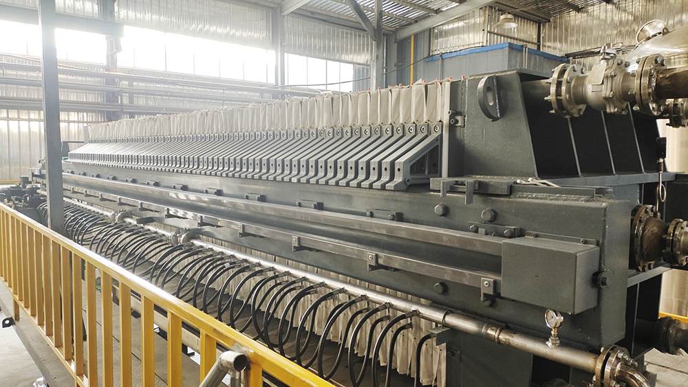 500平方雙油缸隔膜壓濾機2